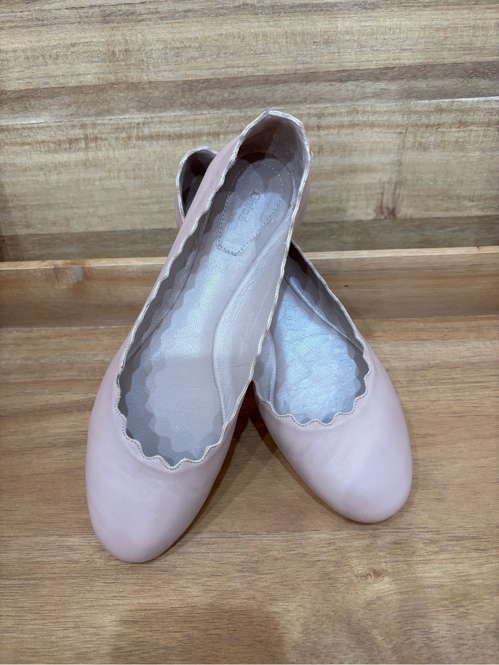 NWOT Chloe Pale Pink Scalloped Ballet Flats